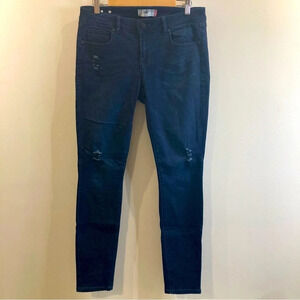 CABI  Sz 32 Mid Rise Skinny Mid Wash Lightly Distressed Jeans